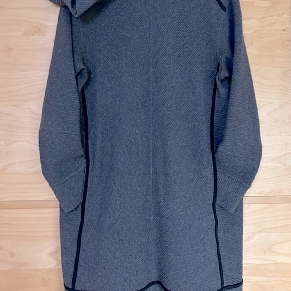 lululemon athletica Gray Long Sleeve Dress